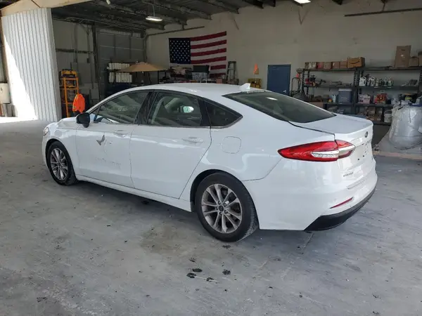 3FA6P0HD1KR258484 2019 FORD FUSION - Image 2