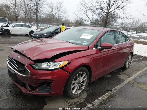 3FA6P0HD1KR274930 2019 FORD FUSION - Image 2