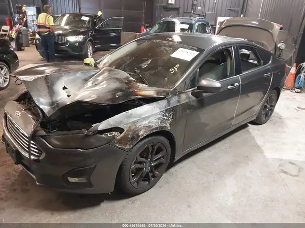 3FA6P0HD1KR275771 2019 FORD FUSION - Image 2