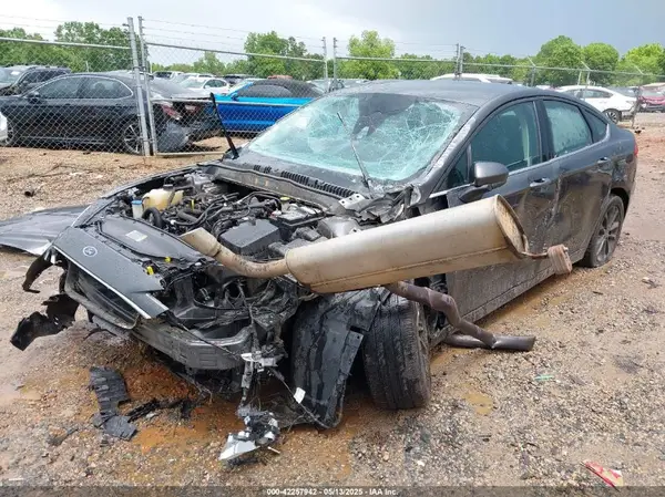 3FA6P0HD1KR285572 2019 FORD FUSION - Image 2