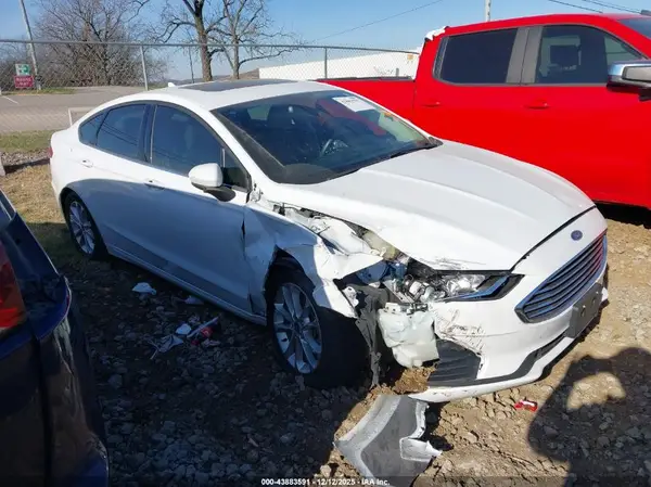 3FA6P0HD1LR103869 2020 FORD FUSION - Image 1