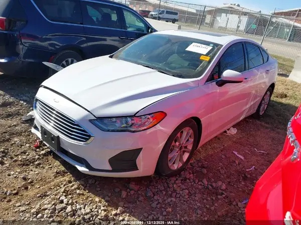 3FA6P0HD1LR103869 2020 FORD FUSION - Image 2