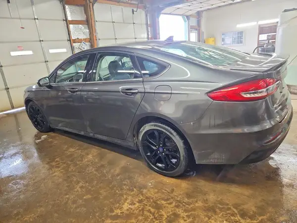 3FA6P0HD1LR106061 2020 FORD FUSION - Image 2