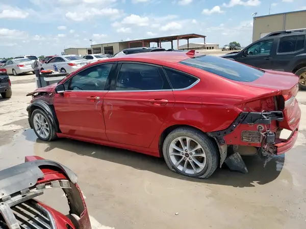 3FA6P0HD1LR111597 2020 FORD FUSION - Image 2