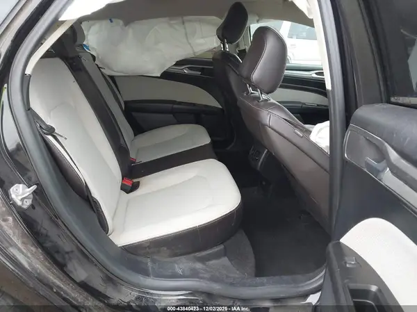 3FA6P0HD1LR111762 2020 FORD FUSION - Image 8