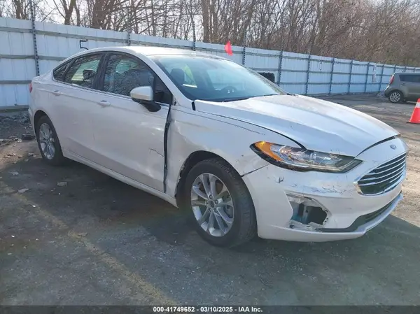 3FA6P0HD1LR122177 2020 FORD FUSION - Image 1