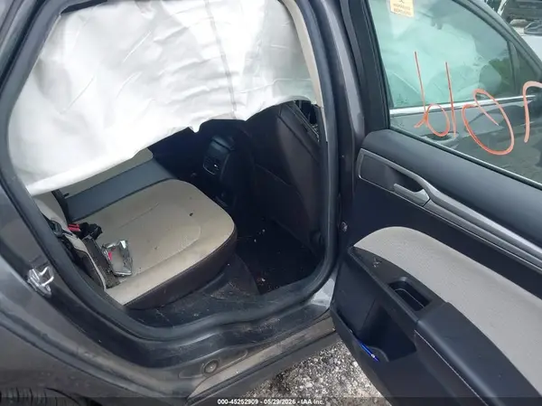 3FA6P0HD1LR122194 2020 FORD FUSION - Image 8