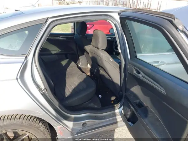 3FA6P0HD1LR124480 2020 FORD FUSION - Image 8