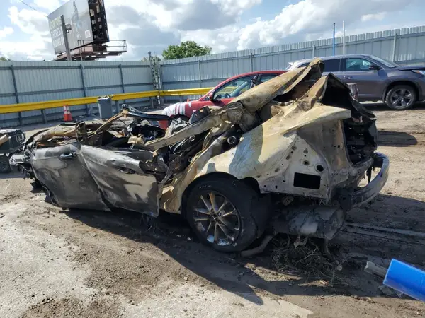 3FA6P0HD1LR126228 2020 FORD FUSION - Image 2