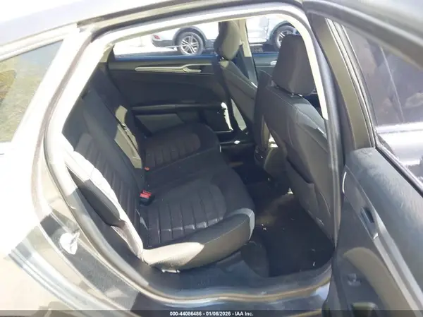 3FA6P0HD1LR135916 2020 FORD FUSION - Image 8
