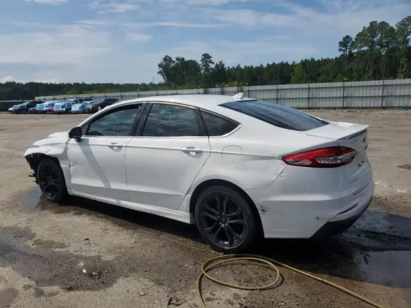 3FA6P0HD1LR143255 2020 FORD FUSION - Image 2