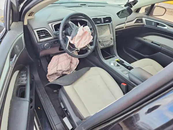 3FA6P0HD1LR148102 2020 FORD FUSION - Image 8