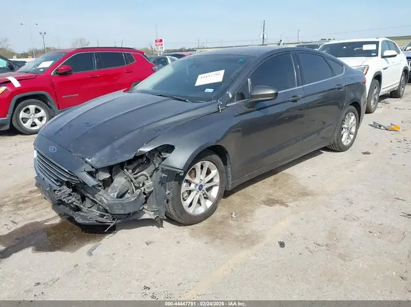 3FA6P0HD1LR148312 2020 FORD FUSION - Image 2