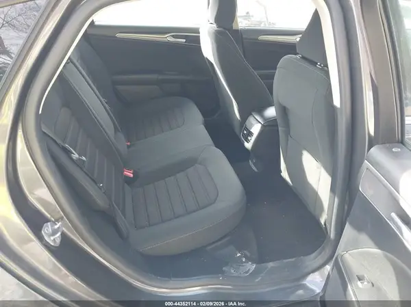 3FA6P0HD1LR161013 2020 FORD FUSION - Image 8