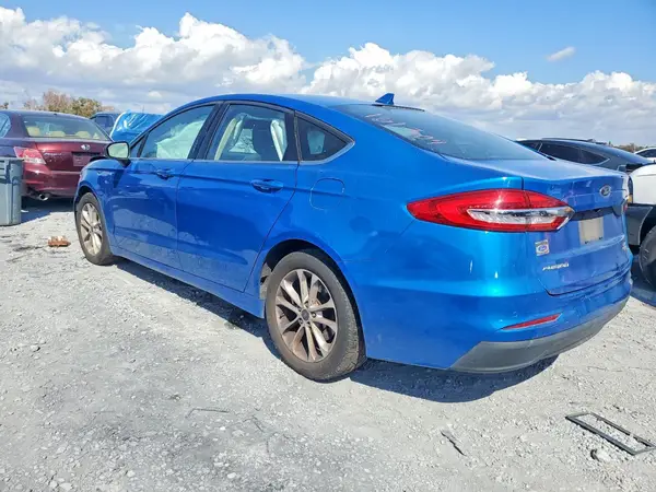 3FA6P0HD1LR161304 2020 FORD FUSION - Image 2