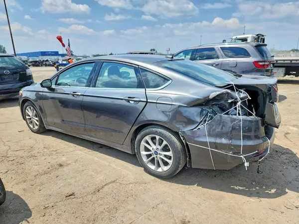 3FA6P0HD1LR167586 2020 FORD FUSION - Image 2