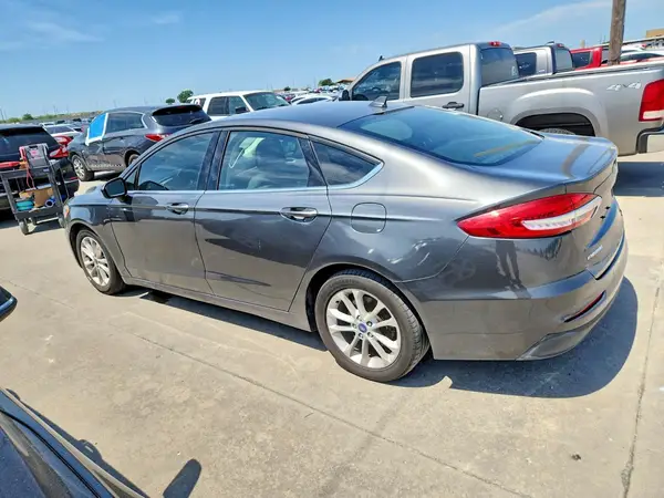 3FA6P0HD1LR168317 2020 FORD FUSION - Image 2