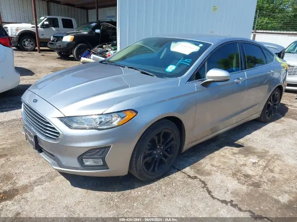 3FA6P0HD1LR168608 2020 FORD FUSION - Image 2