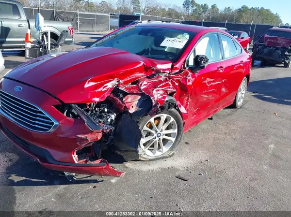 3FA6P0HD1LR183903 2020 FORD FUSION - Image 2