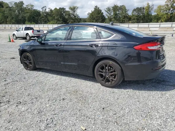 3FA6P0HD1LR183982 2020 FORD FUSION - Image 2