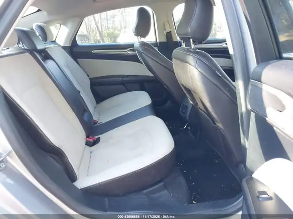 3FA6P0HD1LR184310 2020 FORD FUSION - Image 8