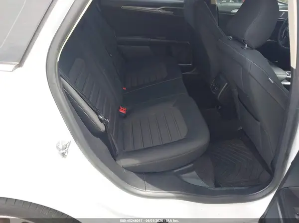 3FA6P0HD1LR185019 2020 FORD FUSION - Image 8