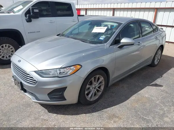 3FA6P0HD1LR195615 2020 FORD FUSION - Image 2