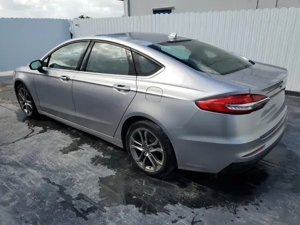 3FA6P0HD1LR201185 2020 FORD FUSION - Image 2