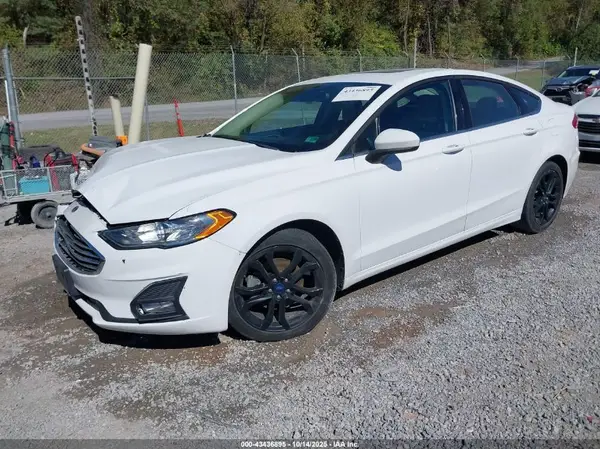 3FA6P0HD1LR206757 2020 FORD FUSION - Image 2