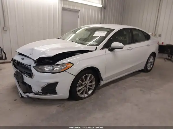 3FA6P0HD1LR208508 2020 FORD FUSION - Image 2