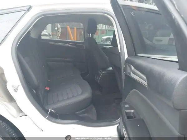 3FA6P0HD1LR219248 2020 FORD FUSION - Image 8