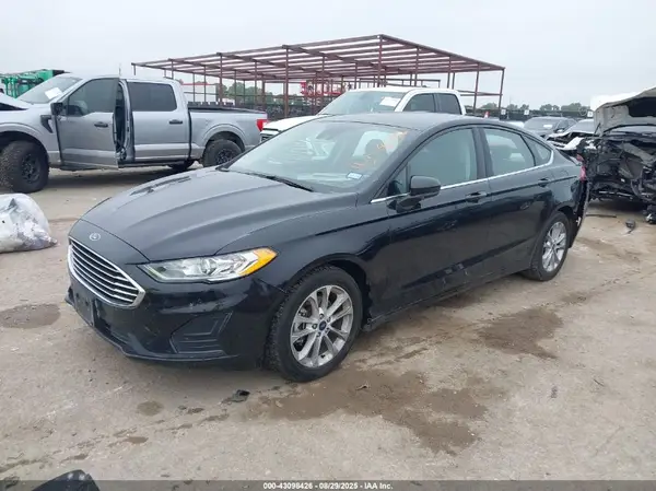 3FA6P0HD1LR227009 2020 FORD FUSION - Image 2