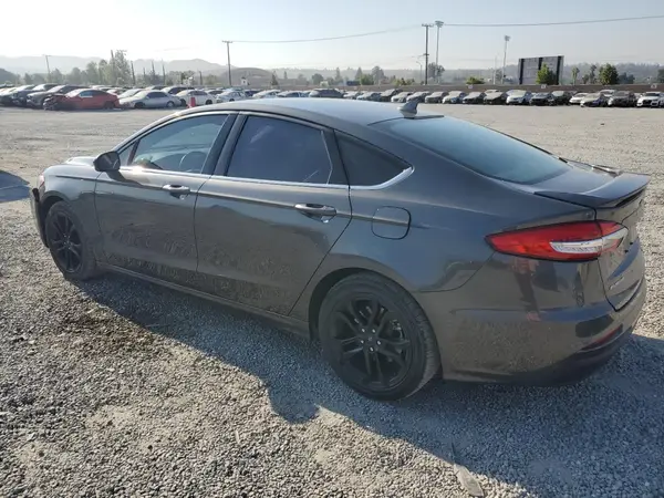 3FA6P0HD1LR251407 2020 FORD FUSION - Image 2