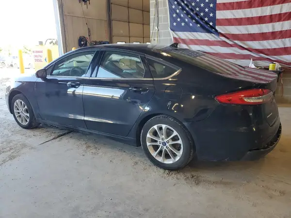 3FA6P0HD1LR252539 2020 FORD FUSION - Image 2