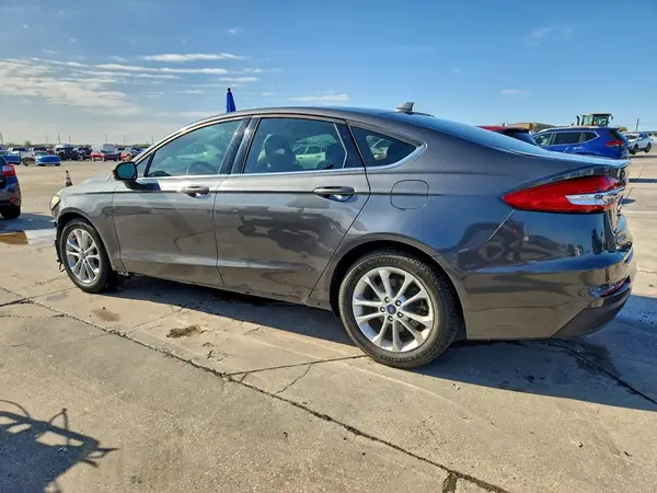 3FA6P0HD1LR255859 2020 FORD FUSION - Image 2