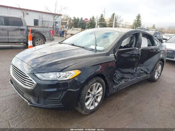 3FA6P0HD1LR259541 2020 FORD FUSION - Image 2