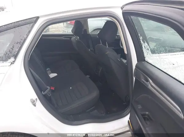 3FA6P0HD1LR260446 2020 FORD FUSION - Image 8