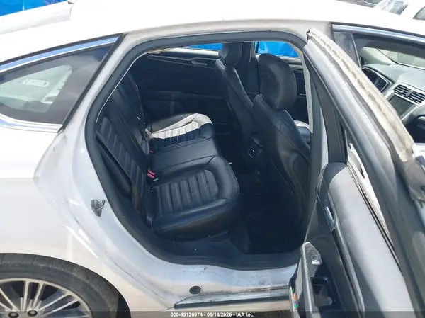 3FA6P0HD2GR112098 2016 FORD FUSION - Image 8