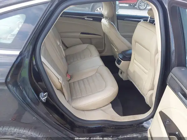 3FA6P0HD2GR201332 2016 FORD FUSION - Image 8