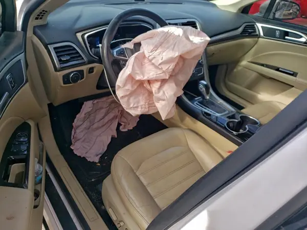 3FA6P0HD2GR211004 2016 FORD FUSION - Image 8