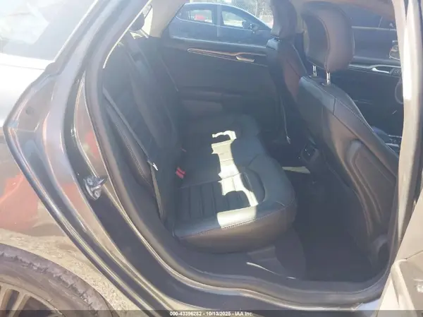 3FA6P0HD2GR211052 2016 FORD FUSION - Image 8