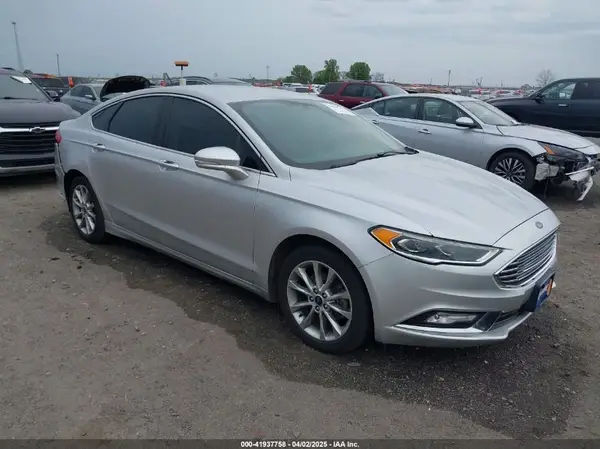 3FA6P0HD2HR130814 2017 FORD FUSION - Image 1