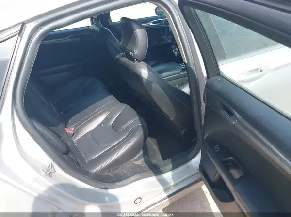 3FA6P0HD2HR139299 2017 FORD FUSION - Image 8