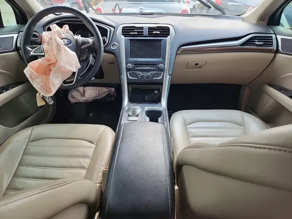 3FA6P0HD2HR166745 2017 FORD FUSION - Image 8