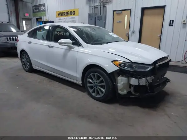 3FA6P0HD2HR177728 2017 FORD FUSION - Image 1