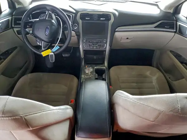 3FA6P0HD2HR180564 2017 FORD FUSION - Image 8