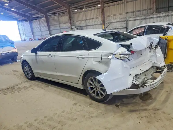 3FA6P0HD2HR240083 2017 FORD FUSION - Image 2