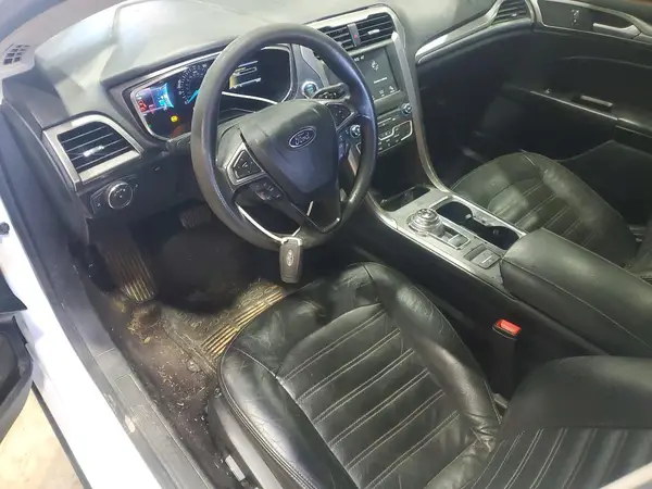 3FA6P0HD2HR240083 2017 FORD FUSION - Image 8