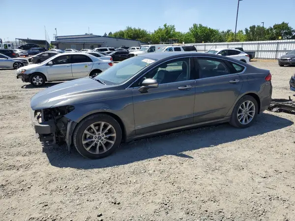 3FA6P0HD2HR242349 2017 FORD FUSION - Image 1