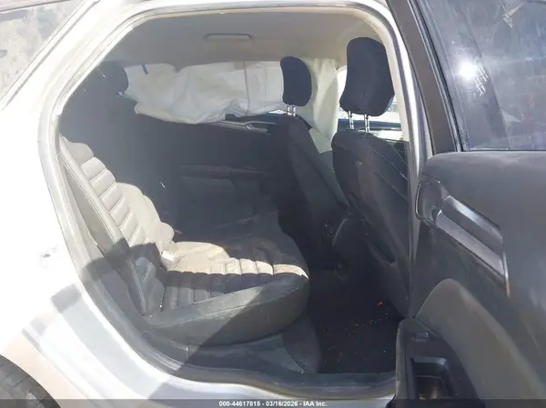 3FA6P0HD2HR251990 2017 FORD FUSION - Image 8